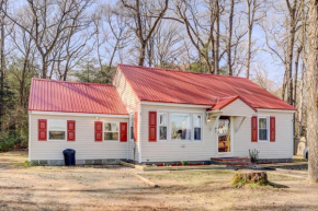 Charming Laurel Home with Gazebo and Fireplace!